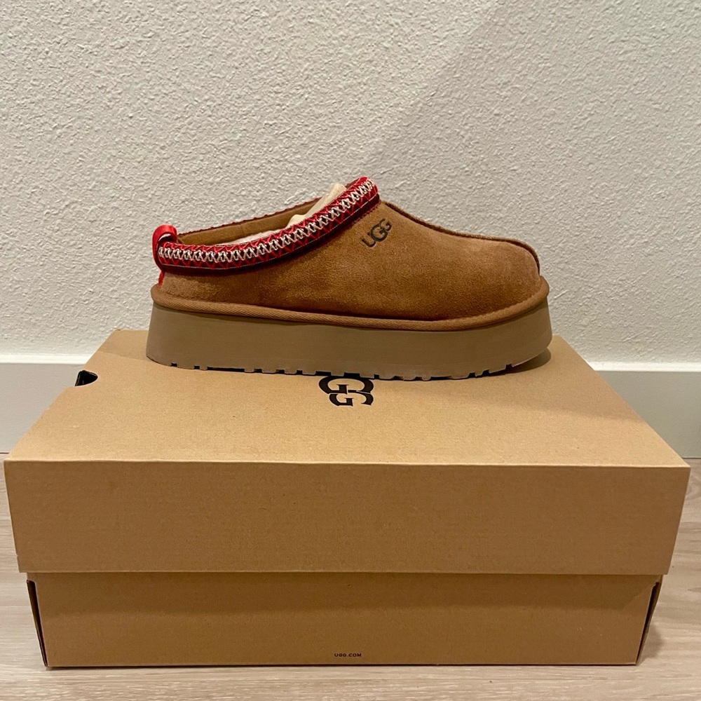 ✨UGG TAZZ SLIPPERS SIZE 9 BRAND NEW IN BOX - CHESTNUT/ BROWN✨